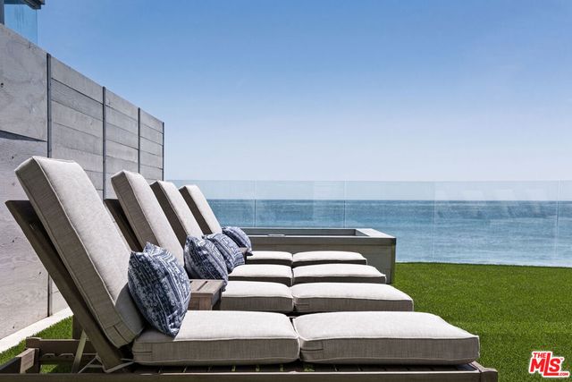 23956 MALIBU Road, Malibu, CA 90265