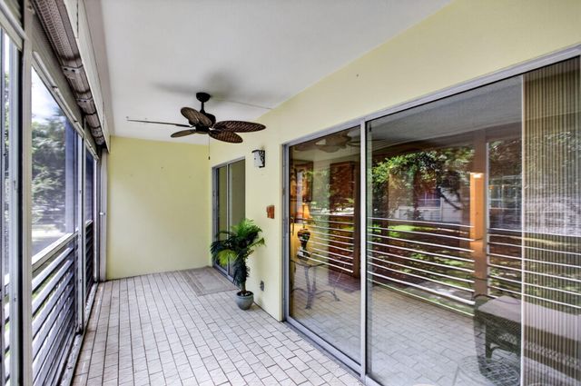 2201 Lucaya Bend M2, Coconut Creek, FL 33066