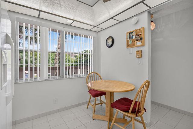 2201 Lucaya Bend M2, Coconut Creek, FL 33066