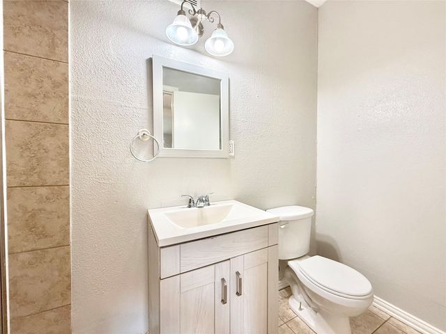 4813 Sandage Avenue, Fort Worth, TX 76115