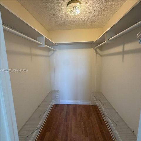 8200 Sunrise Lakes Blvd 308, Sunrise, FL 33322