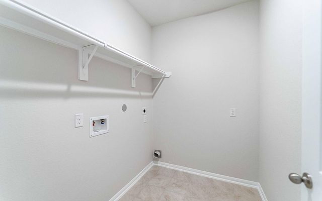 2710 Jasper Oaks Drive, Iowa Colony, TX 77583