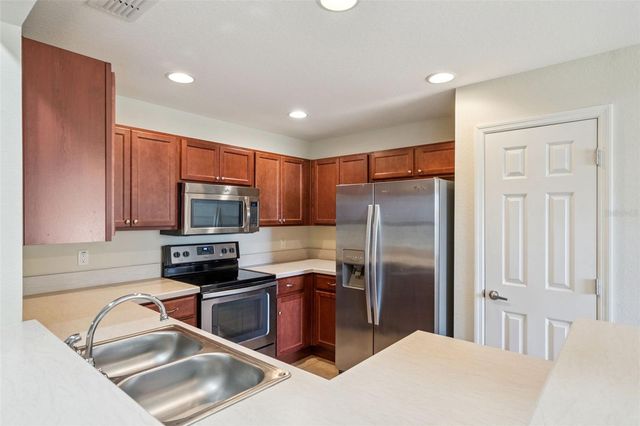 571 GREENSHANK DRIVE, Haines City, FL 33844