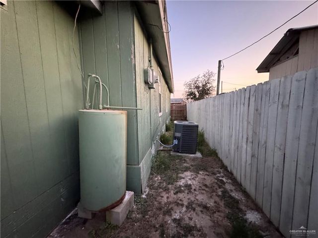 3413 Mauricio Avenue, Edinburg, TX 78542