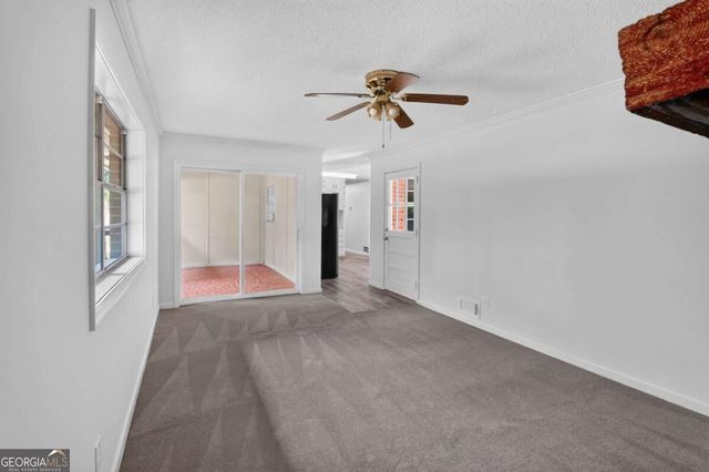 6245 Jones Road, Atlanta, GA 30349