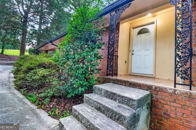6245 Jones Road, Atlanta, GA 30349