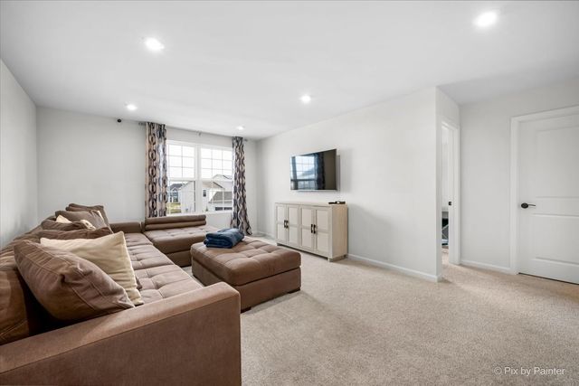 3691 Skyglade Drive, Elgin, IL 60124