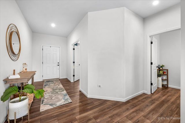 3691 Skyglade Drive, Elgin, IL 60124