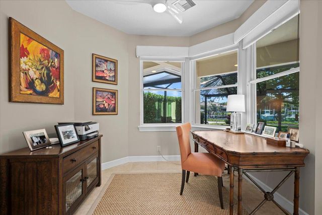 16842 Bay Street, Jupiter, FL 33477