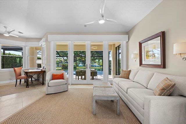 16842 Bay Street, Jupiter, FL 33477