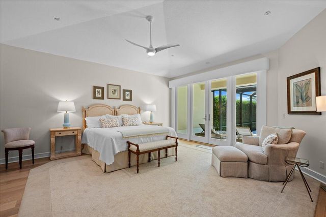 16842 Bay Street, Jupiter, FL 33477