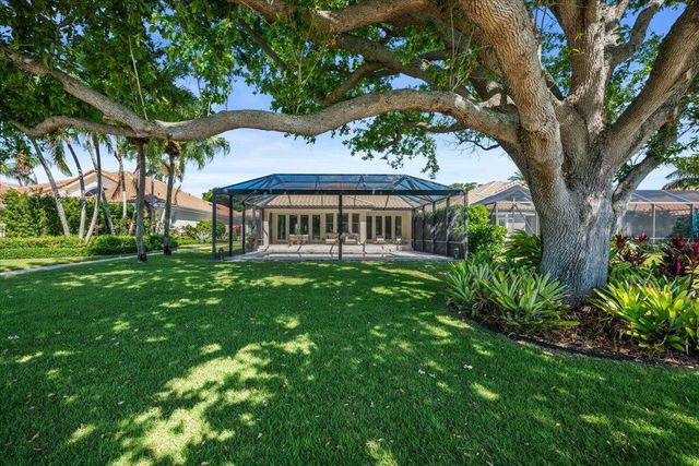 16842 Bay Street, Jupiter, FL 33477