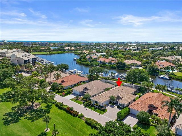 16842 Bay Street, Jupiter, FL 33477