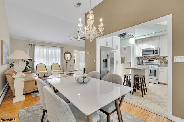 242 Amherst Ave, Woodbridge Twp., NJ 07067