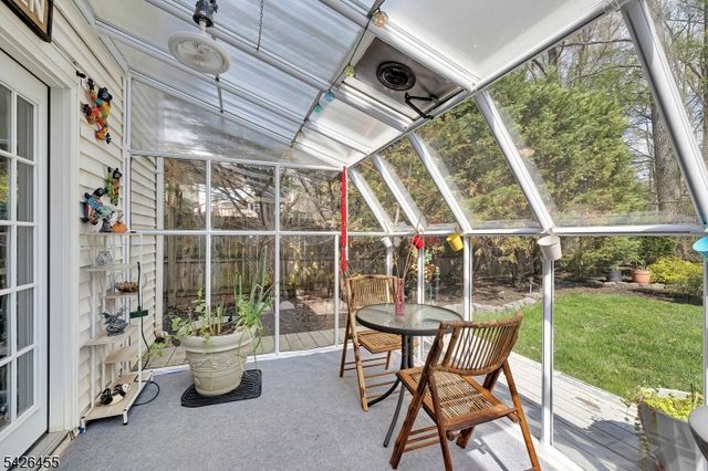 242 Amherst Ave, Woodbridge Twp., NJ 07067