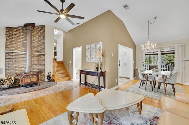 242 Amherst Ave, Woodbridge Twp., NJ 07067