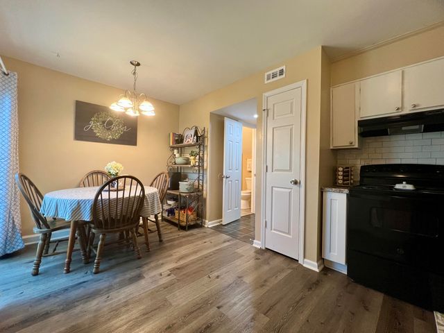 7870 Nummie Court, North Charleston, SC 29418