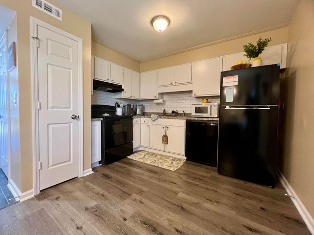 7870 Nummie Court, North Charleston, SC 29418