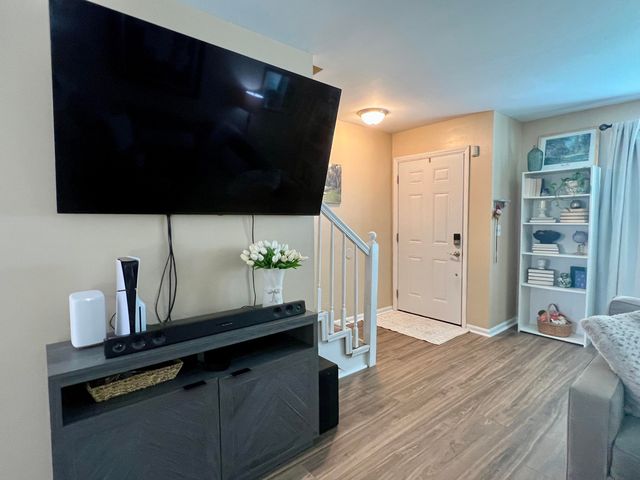 7870 Nummie Court, North Charleston, SC 29418