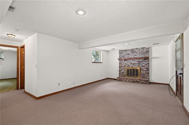 24345 W 71st Street, Shawnee, KS 66227
