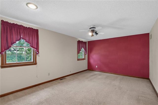 24345 W 71st Street, Shawnee, KS 66227