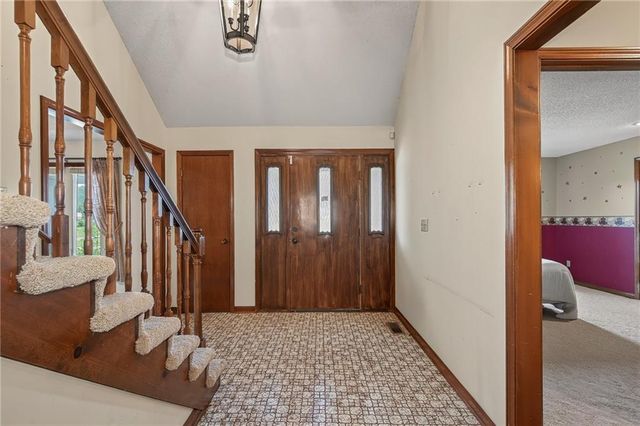 24345 W 71st Street, Shawnee, KS 66227