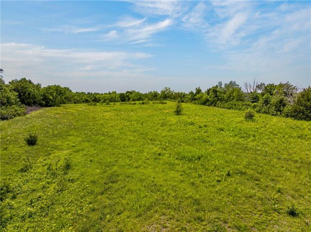 24345 W 71st Street, Shawnee, KS 66227
