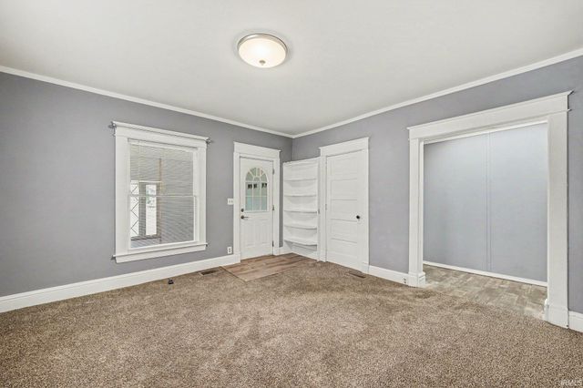138 W Broadway Street, Mishawaka, IN 46545