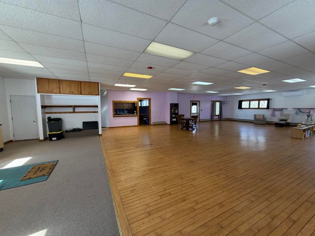 92 West Main Street, Hyde Park, VT 05655