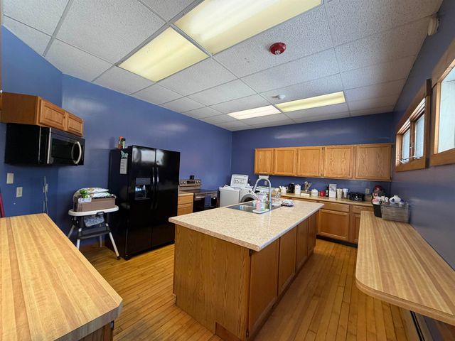 92 West Main Street, Hyde Park, VT 05655