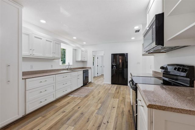 8856 NW 230TH STREET, Micanopy, FL 32667