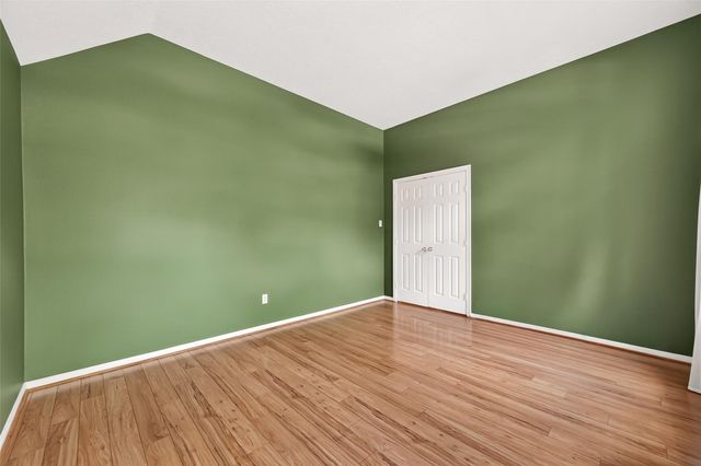 34 Nila Grove Court, Conroe, TX 77385
