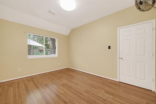 34 Nila Grove Court, Conroe, TX 77385
