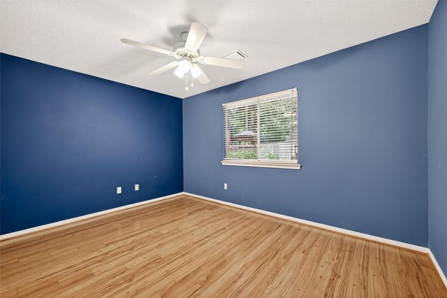 34 Nila Grove Court, Conroe, TX 77385