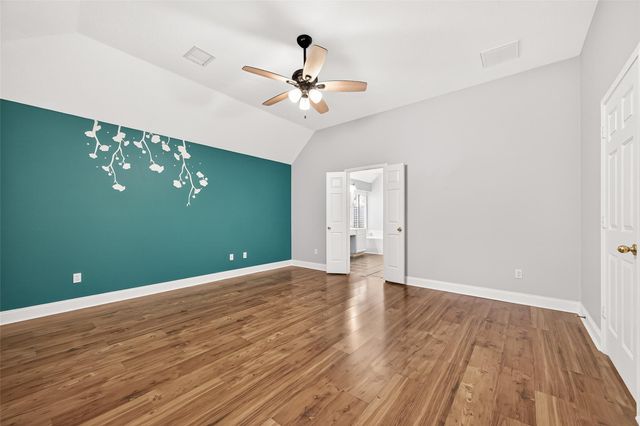 34 Nila Grove Court, Conroe, TX 77385