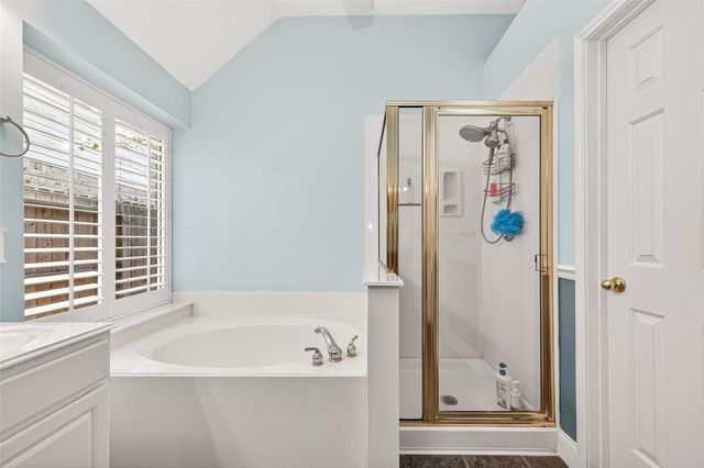 34 Nila Grove Court, Conroe, TX 77385