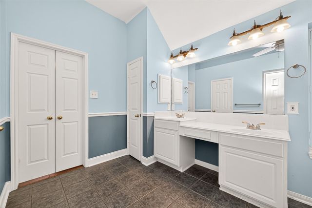 34 Nila Grove Court, Conroe, TX 77385