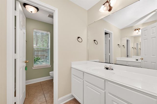 34 Nila Grove Court, Conroe, TX 77385