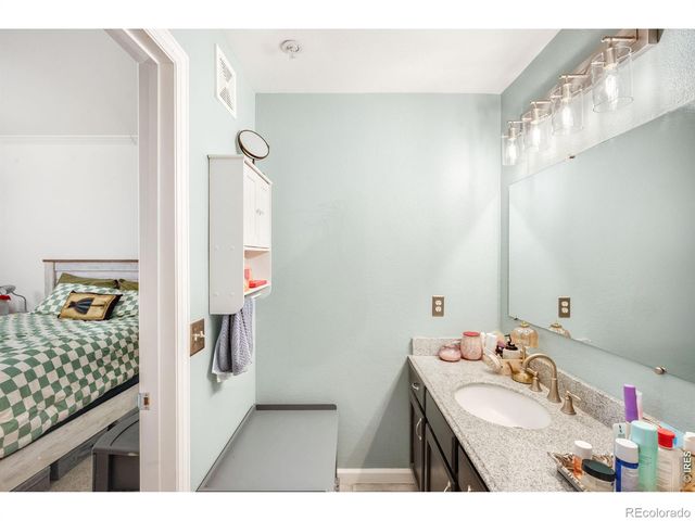 4973 S Dillon Street 126, Aurora, CO 80015