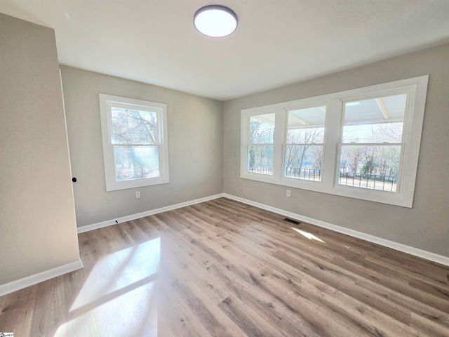 125 Glenn Street, Marietta, SC 29661