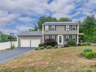 2 Brookfield Road, Coventry, RI 02816