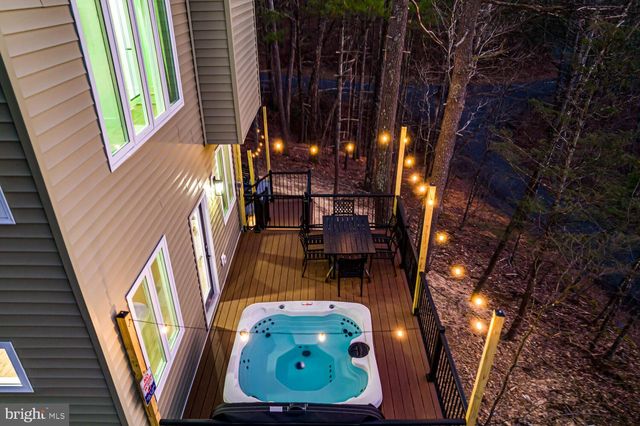 1355 GREENVIEW DR, Basye, VA 22810