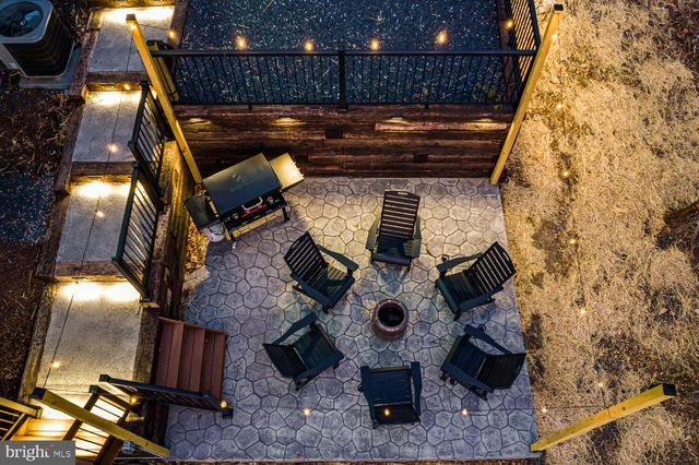 1355 GREENVIEW DR, Basye, VA 22810