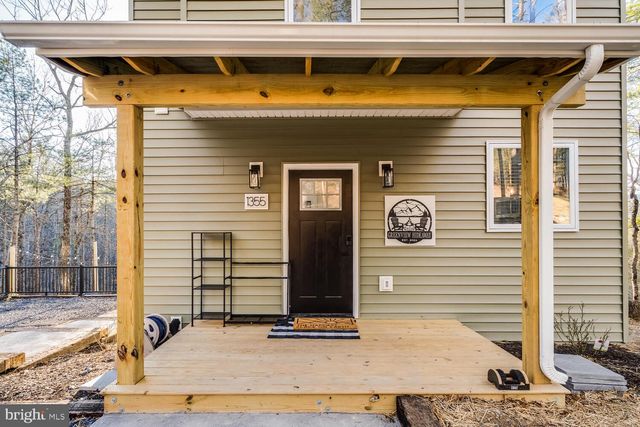 1355 GREENVIEW DR, Basye, VA 22810