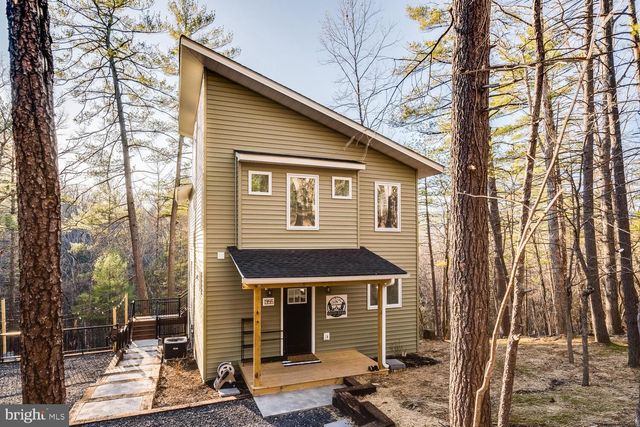 1355 GREENVIEW DR, Basye, VA 22810