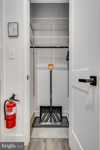 1355 GREENVIEW DR, Basye, VA 22810