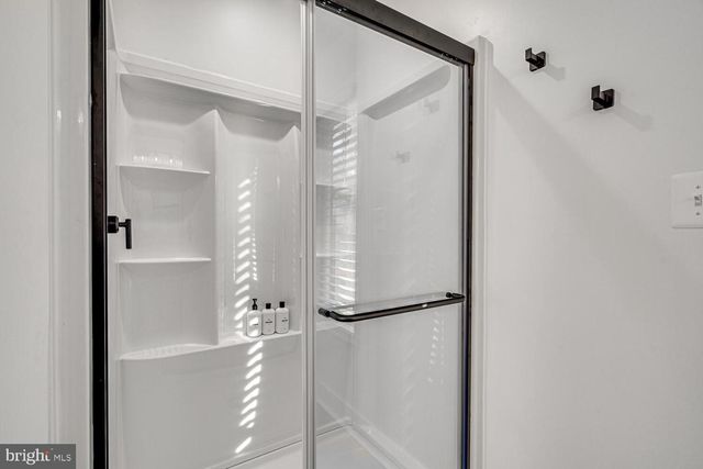 1355 GREENVIEW DR, Basye, VA 22810