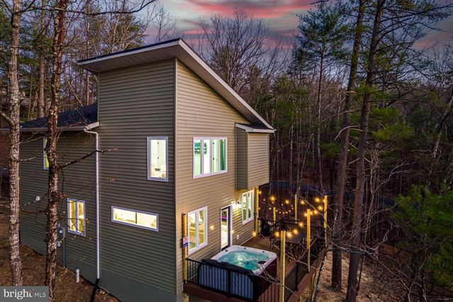 1355 GREENVIEW DR, Basye, VA 22810