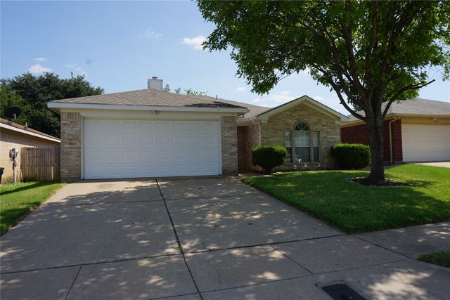 2425 Kelton Street, Fort Worth, TX 76133