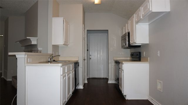 2425 Kelton Street, Fort Worth, TX 76133